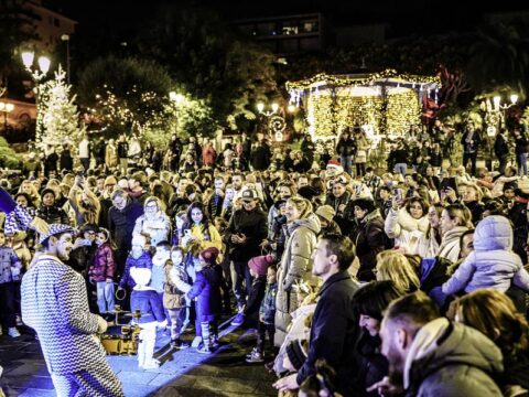 Cérémonie de mise en lumières de Beaulieu-sur-Mer dans l'agenda de Beaulieu-sur-Mer (Photo)